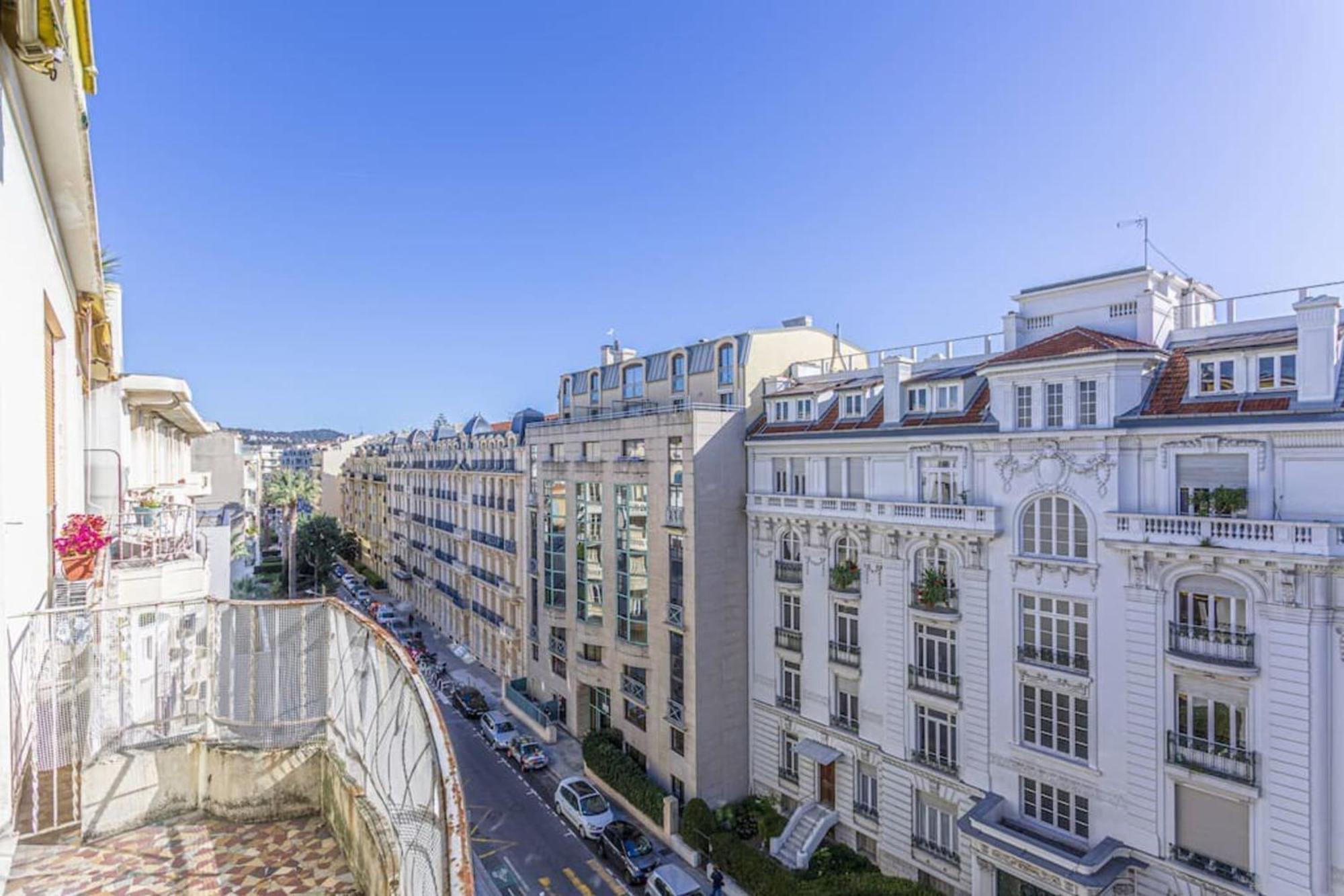 Fleurs 22 - City Center - Modern W Terrace Nice Exterior photo